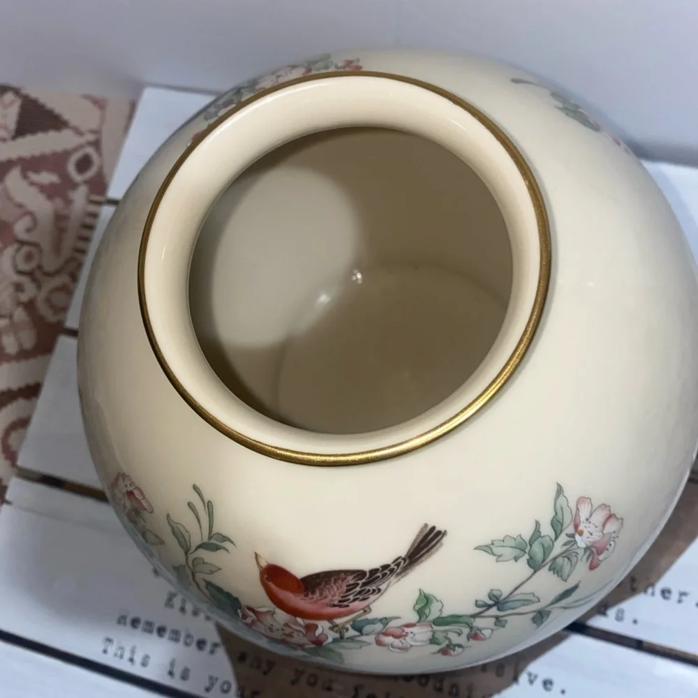 Vintage Lenox Serenade 7”‎ Porcelain Globe Vase